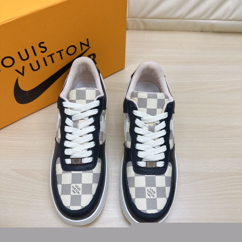 l**is V*t*n sneakers